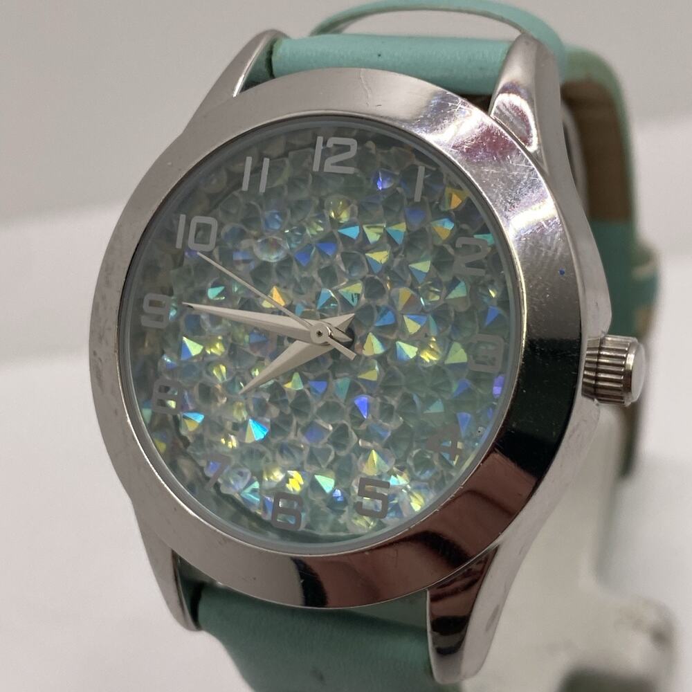 Avon Womens Vintage Watch Works New Battery